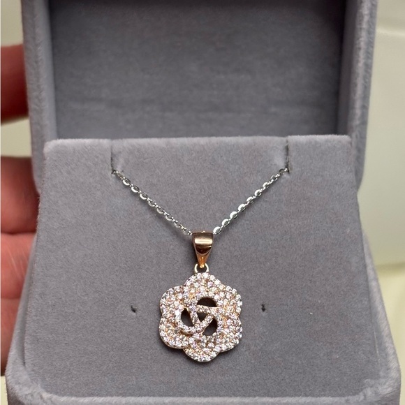 Elegant 14K Gold Rose Diamond Cut White Zircon Pendant with 18”Necklace
